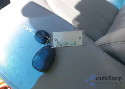 2010 Buick Lucerne Cxl-5 z USA, uszkodzony, nr VIN 1G4HG5EM9AU113653